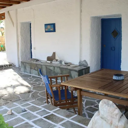 Traditional Summer House * Mylopotas