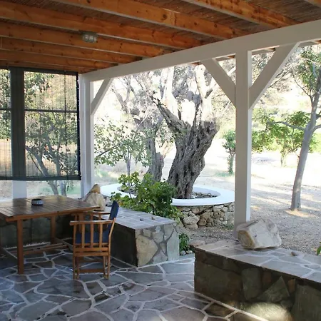 Traditional Summer House * Mylopotas